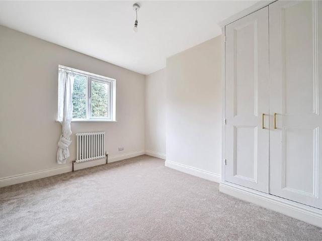 House for rent in Sunningdale