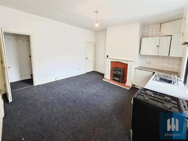 House for rent in Clifton, West Yorkshire