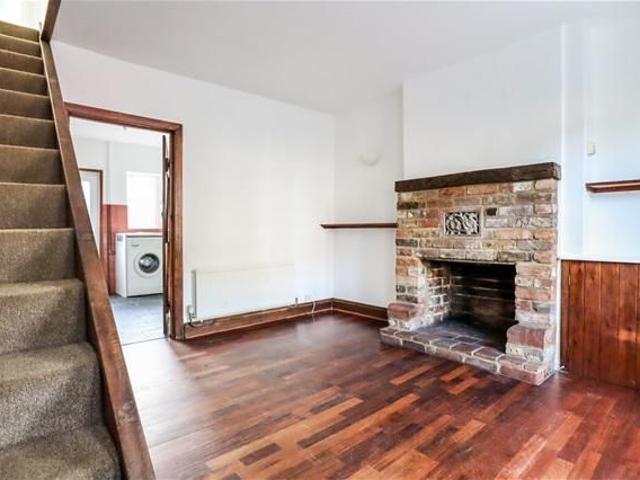 House for rent in Hatching Green, Five Acres