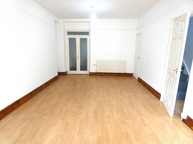 House for rent in Tylorstown, Wales