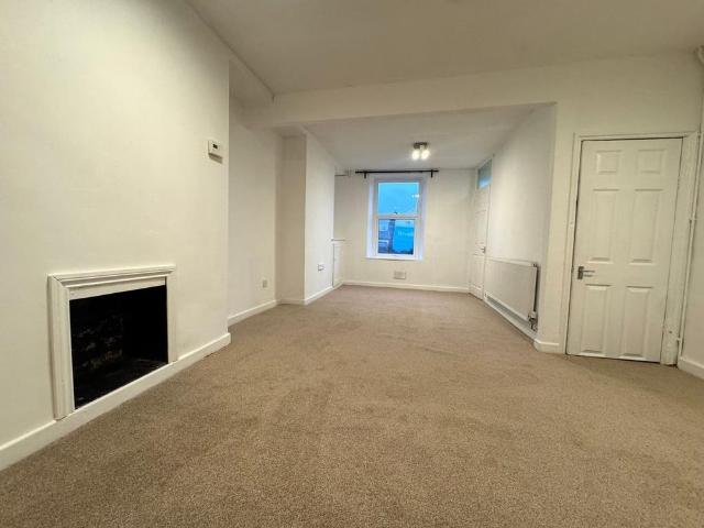 House for rent in Pontypridd, Wales