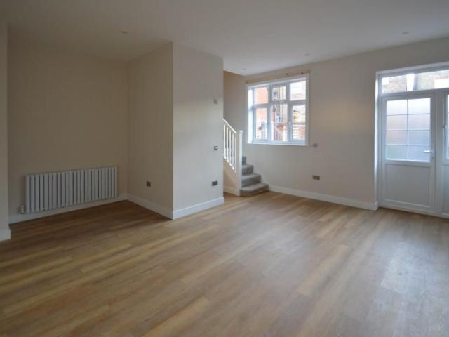 House for rent in Clewer Village, Windsor