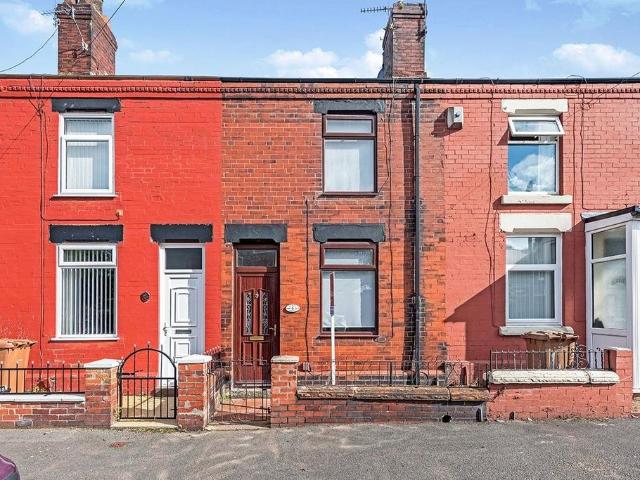 House for rent in Worsley Brow, St Helens