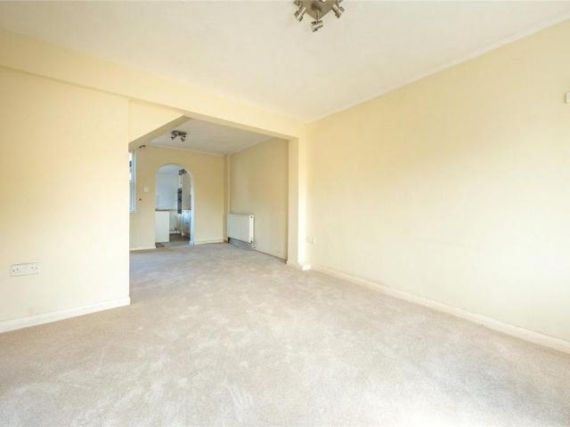 House for rent in Allington, Midway