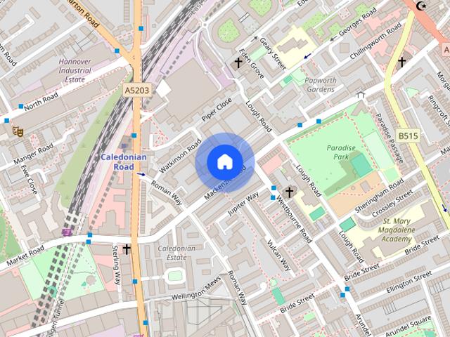 Townhouse for rent in London Borough of Islington, Greater London