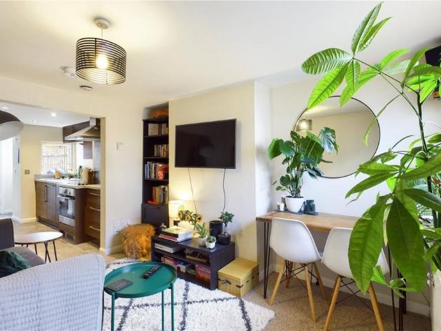 House for rent in Theale, West Berkshire