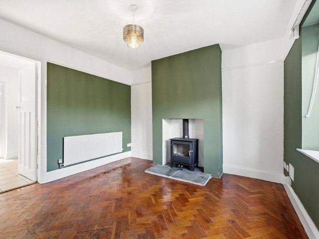 House for rent in Froggatt, East Midlands