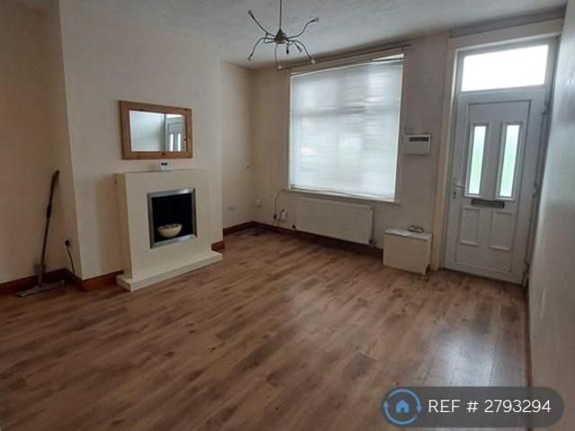 House for rent in Moses Gate, Lee Bank