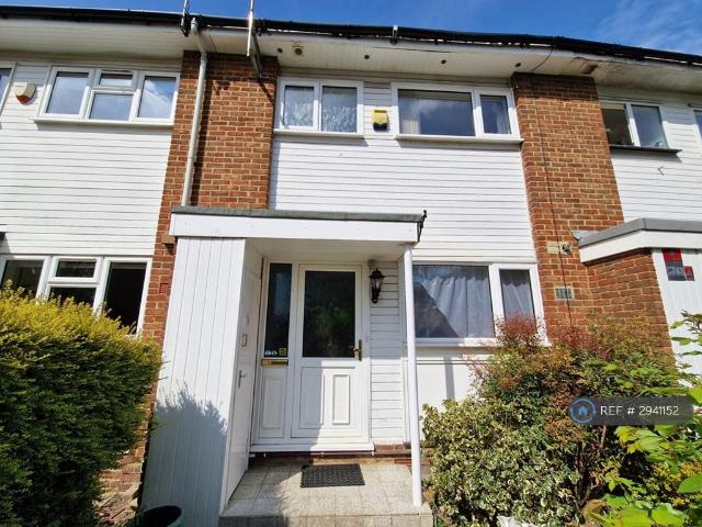 House for rent in Eastcote Village, Greater London