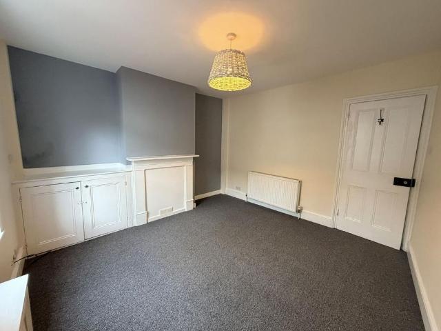 House for rent in Preston, Oad Street
