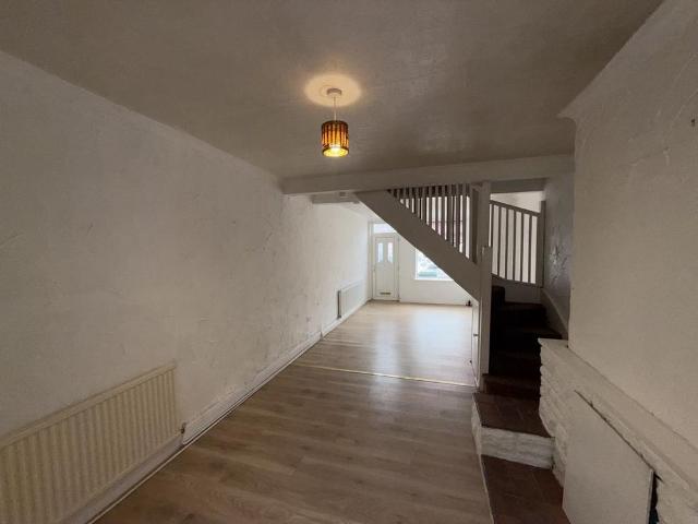 House for rent in Dalestorth, East Midlands