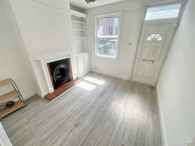House for rent in Spring Park, Luton