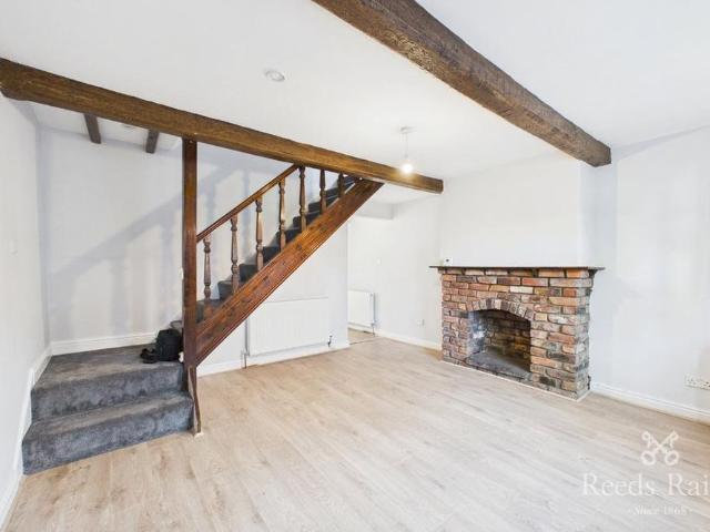 House for rent in Hawk Green, Stockport