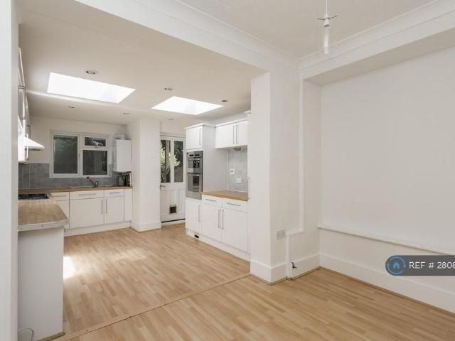 House for rent in St James, Sandown Park