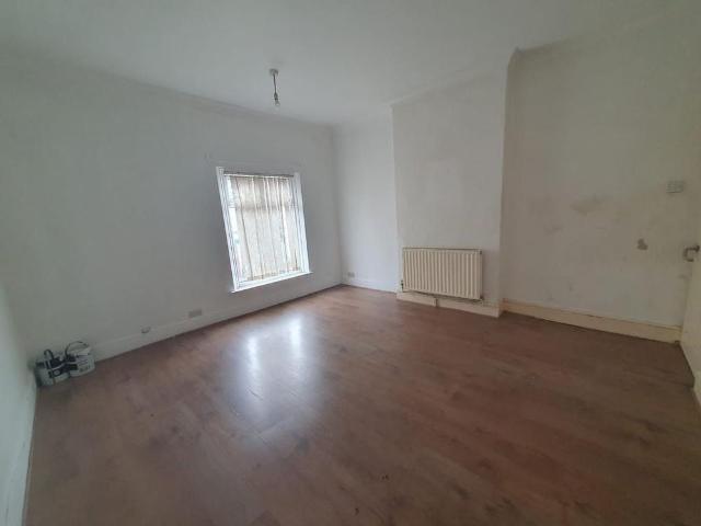 House for rent in Tonge Moor, Lee Bank