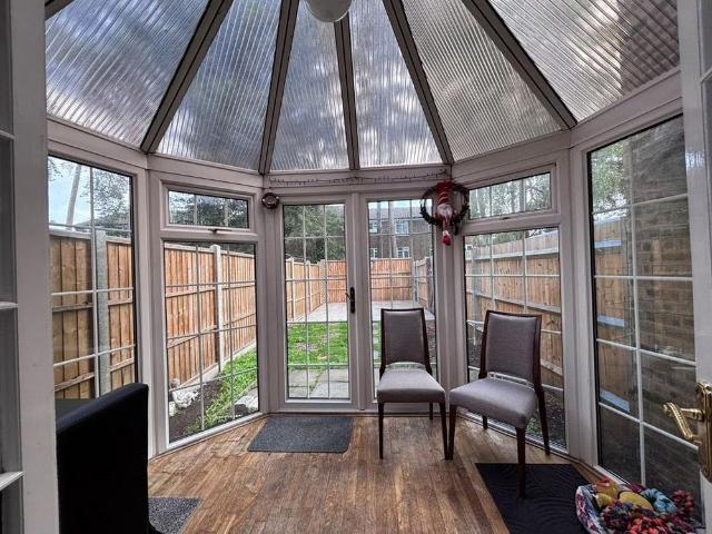 House for rent in Martin's Heron, Winkfield