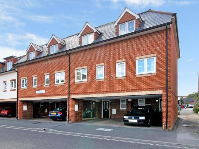 House for rent in Farnborough, Hampshire