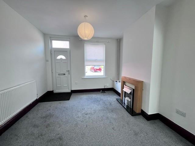 House for rent in Caldermill, East Midlands