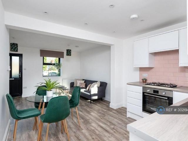 House for rent in Oad Street, Kent