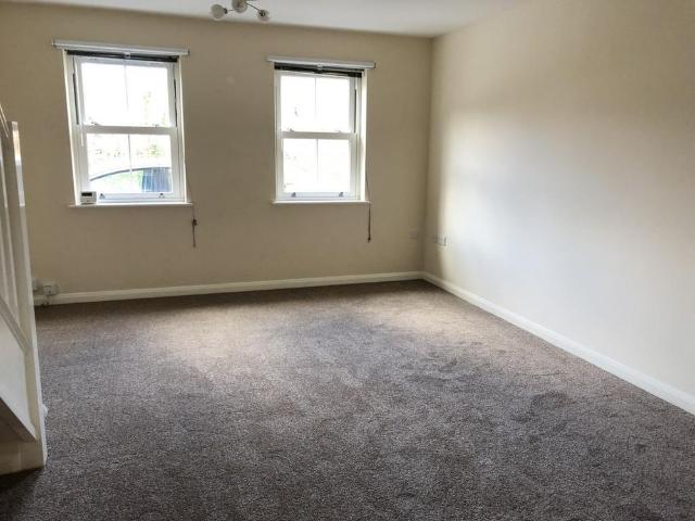 House for rent in Castle Quarter, Falcon Lodge