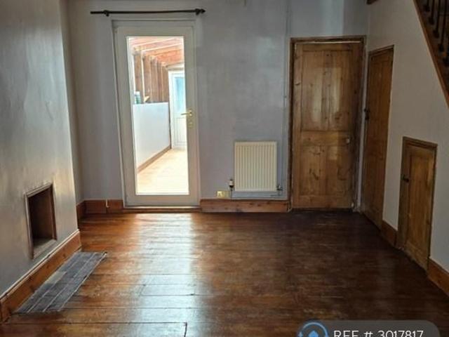 House for rent in The Dales, Key Street