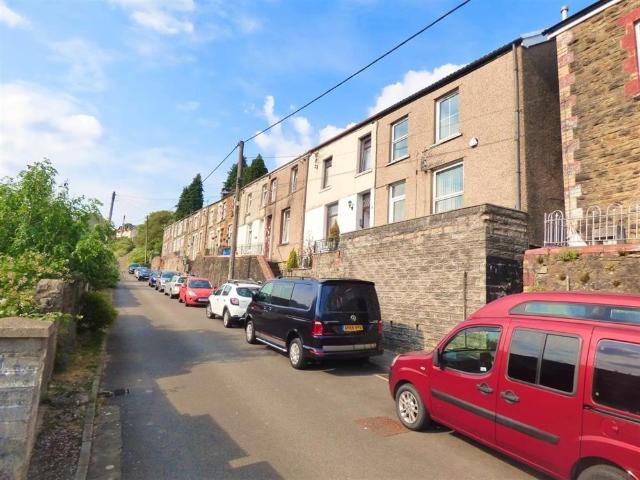 House for rent in Pontycymer, Wales
