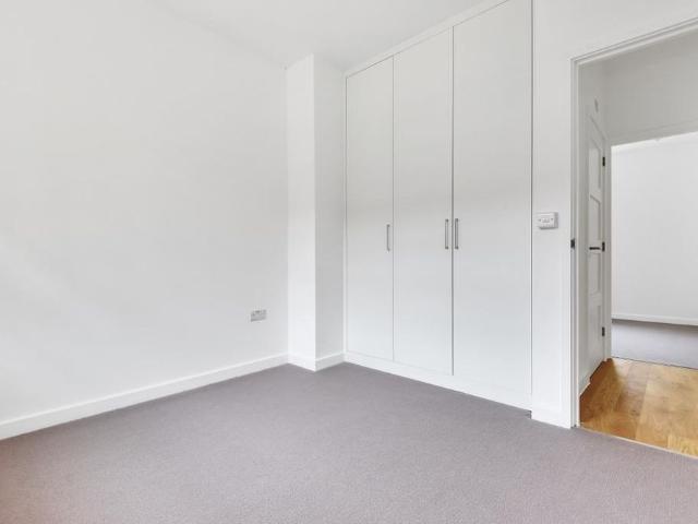 House for rent in Walworth, Greater London