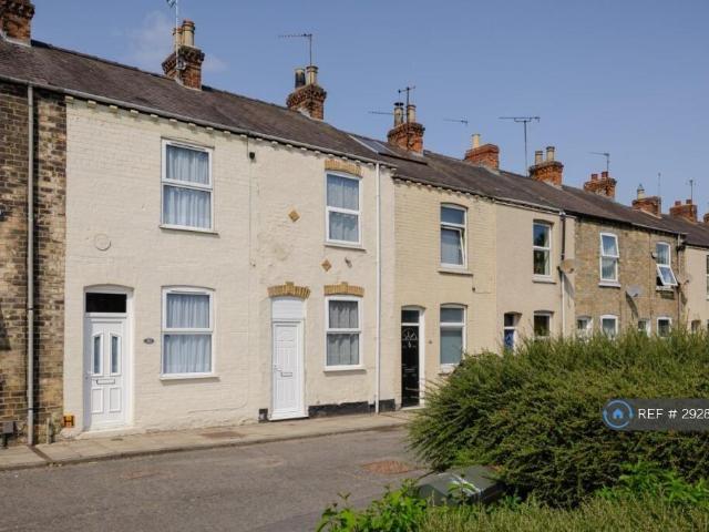 House for rent in Leeman Road, High Field