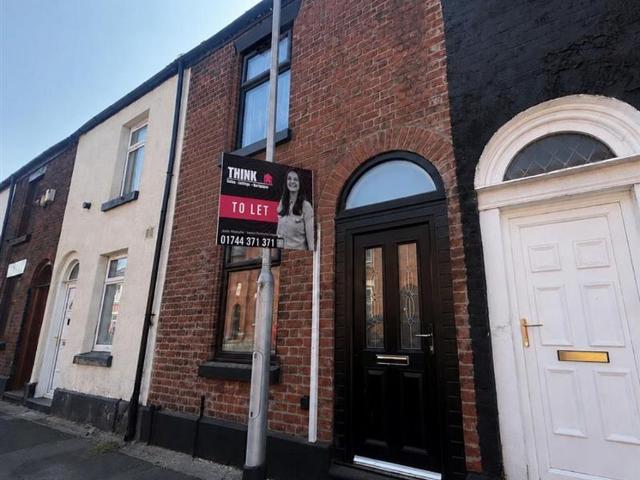House for rent in Cowley Hill, St Helens
