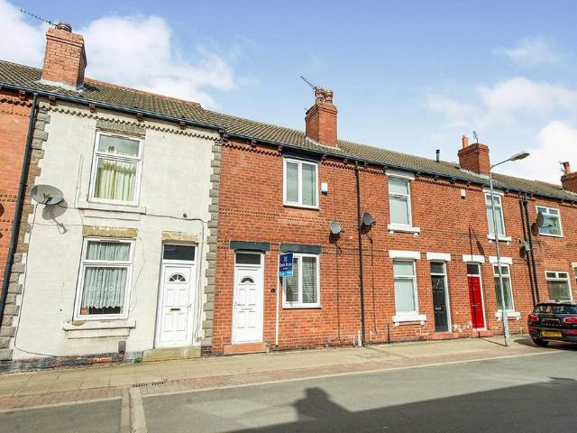 House for rent in Half Acres, Wakefield