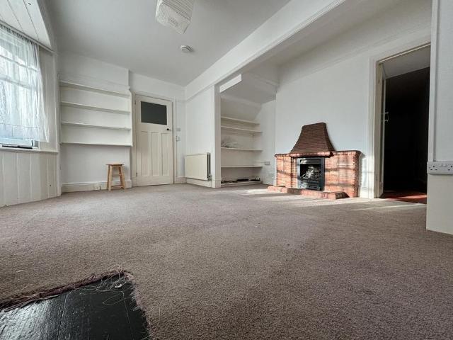 House for rent in Waun Fawr, Wales