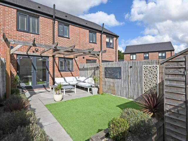 House for rent in High Field, York