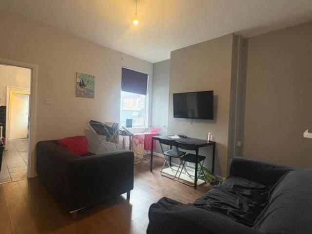 Room for rent in Stoke, Stoke-on-Trent