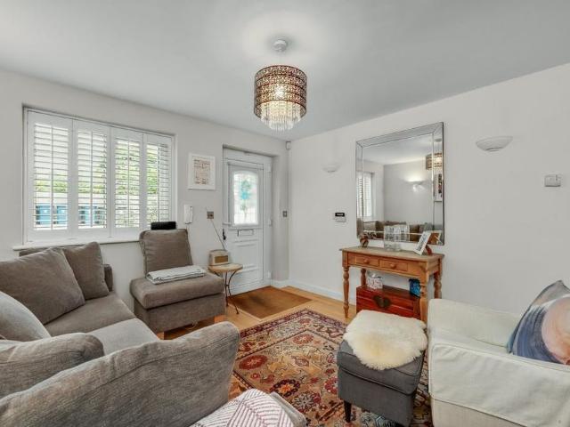 House for rent in Sunningdale, Windsor and Maidenhead