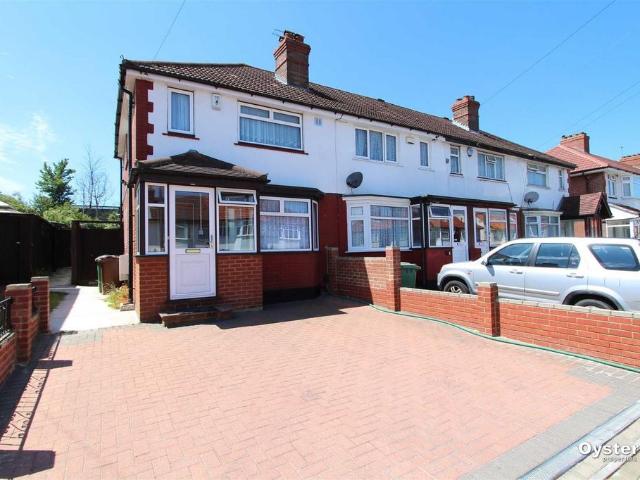 House for rent in South Stanmore, Greater London