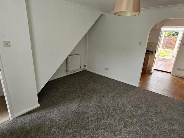House for rent in Barton In Fabis, East Midlands