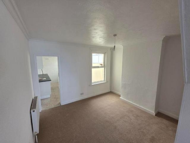 House for rent in Clarendon, Ash