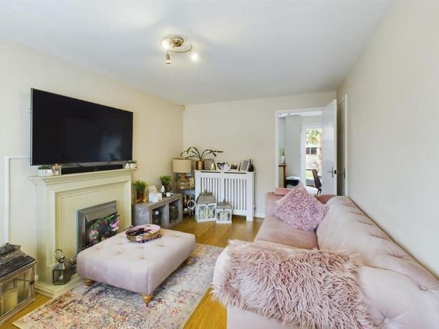 House for rent in Lingley Green, Warrington