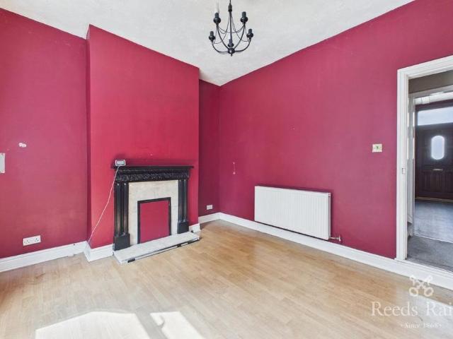 House for rent in Purston Jaglin, West Yorkshire