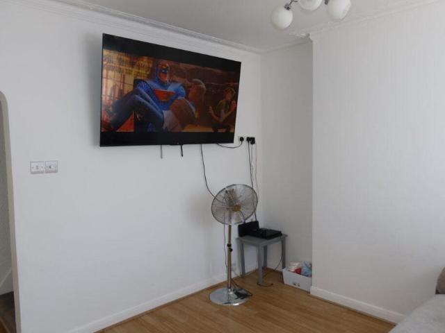 House for rent in Swanscombe and Greenhithe, Monks Orchard