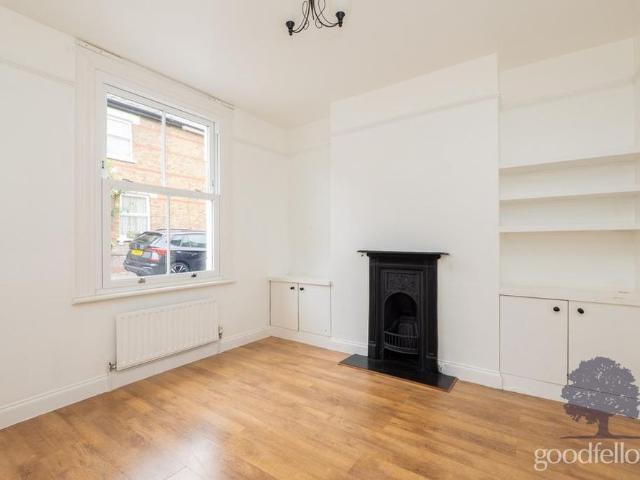 House for rent in London Borough of Sutton, Greater London