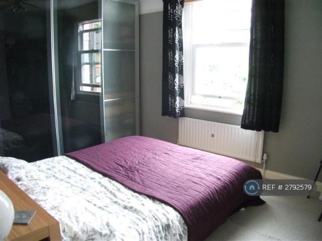 House for rent in Hackbridge, Greater London