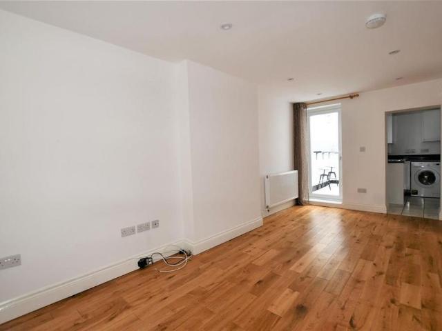 House for rent in Ashlyns Estate, Pouchen End