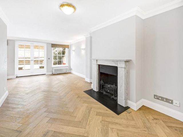 House for rent in Belgravia, Greater London