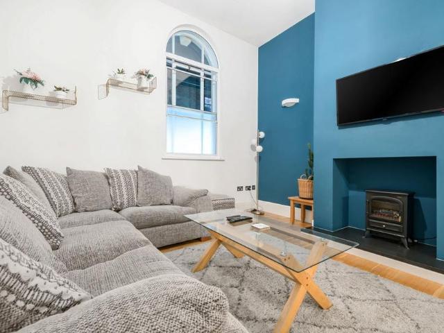 House for rent in The Close, Hampshire