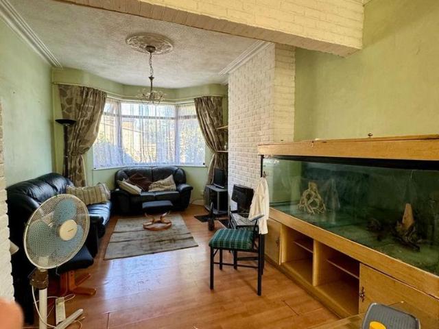House for rent in Upton Park, Greater London