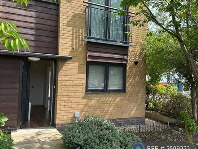 House for rent in The Brow, Halton