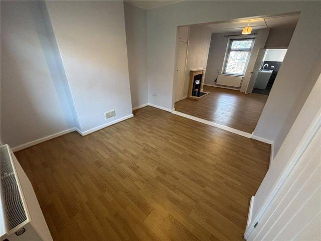 House for rent in Esh