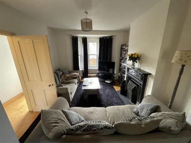 House for rent in Charminster