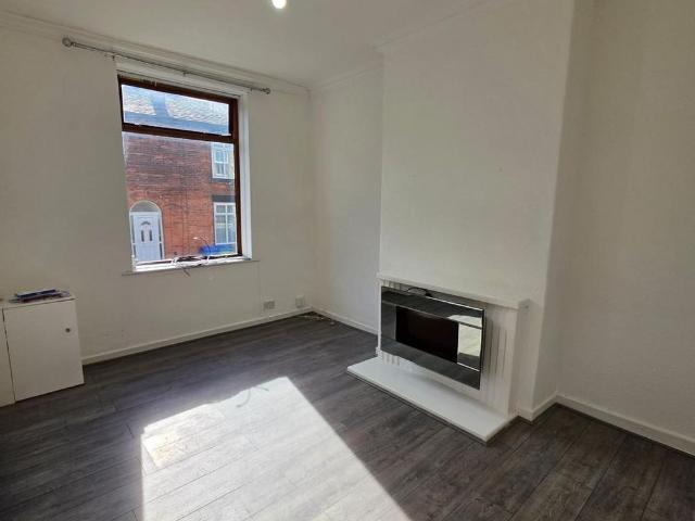 House for rent in Milnrow, Rochdale